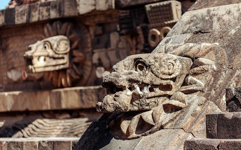De acuerdo con la leyenda del axolote mexicano, los dioses se reunieron en Teotihuacan para crear el universo. 