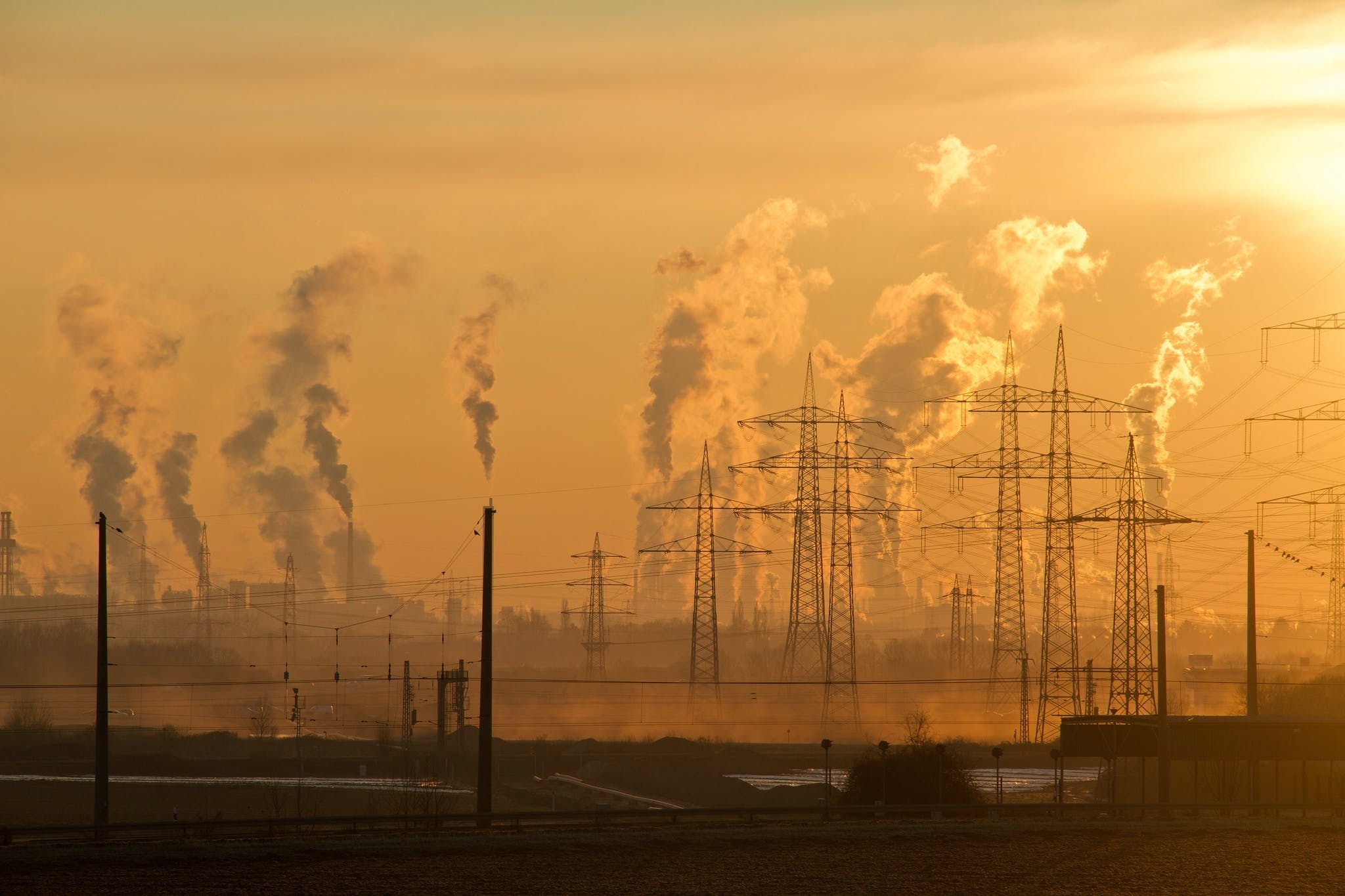 Torres Eléctricas Durante La Hora Dorada