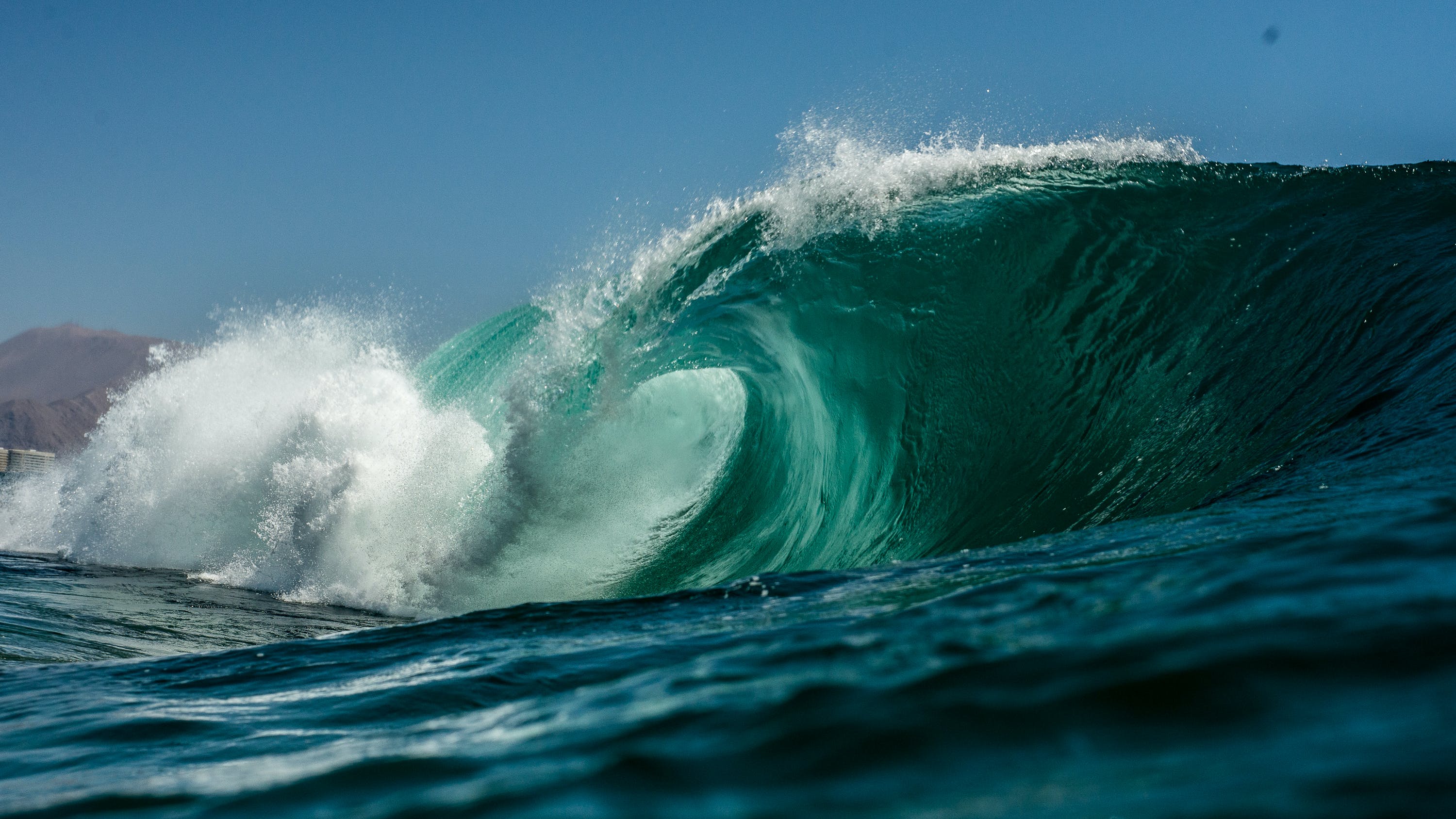 Free Ocean Wave En La Hora Azul Stock Photo